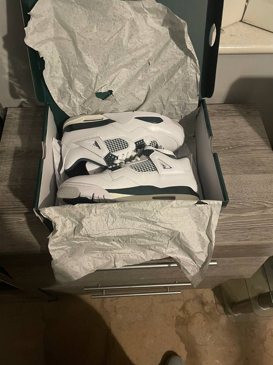 2024
Air Jordan 4 Retro 'Oxidized Green'